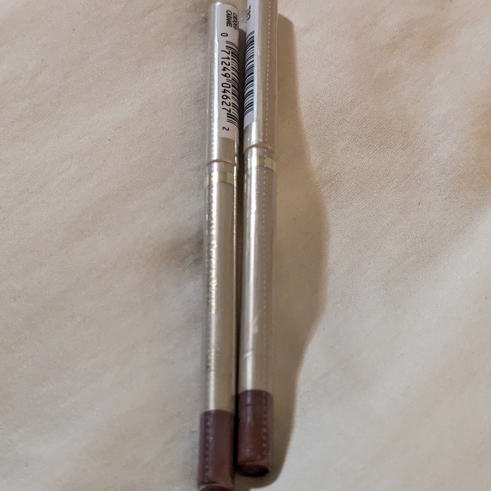 Loreal Colour Riche lip liner, Toffee to Be, NWT